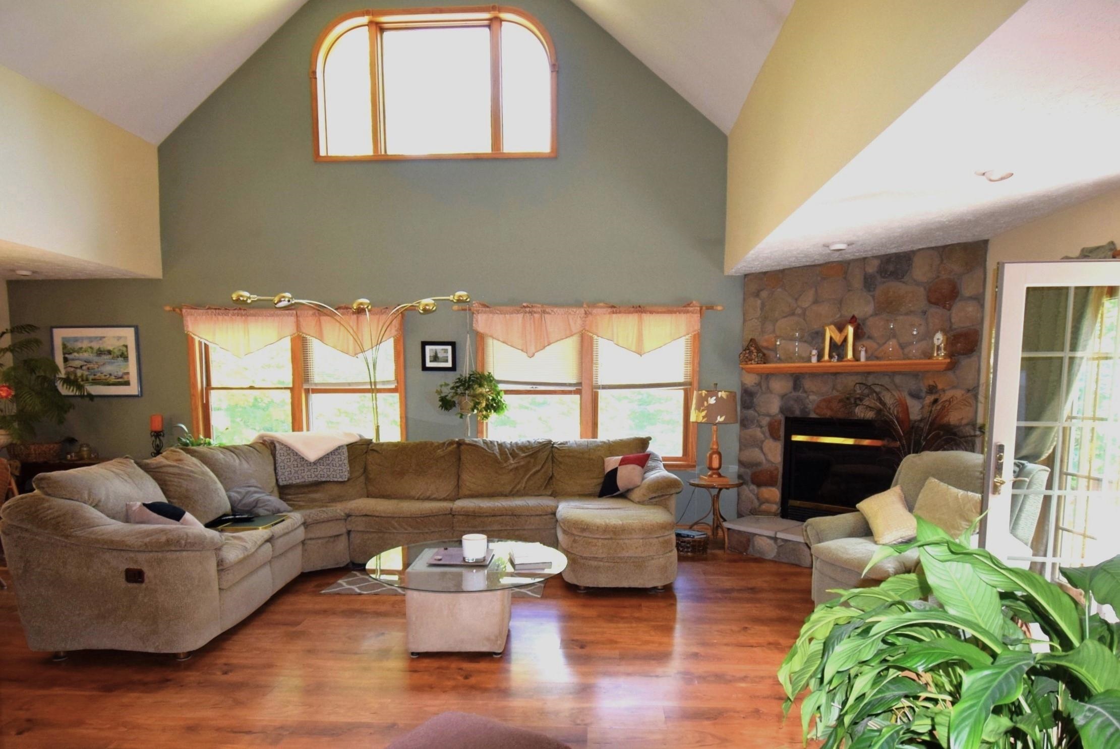 6019 Pincherry Road Charlevoix, MI 49720 - Photo 9 of 70 1920393-56315FD4-55DE-49BF-B68D-B5F99C70F773.JPG
