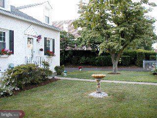 8314 Ridgeway Street Philadelphia, PA 19111 - Photo 2 of 6 Gallery Image 2