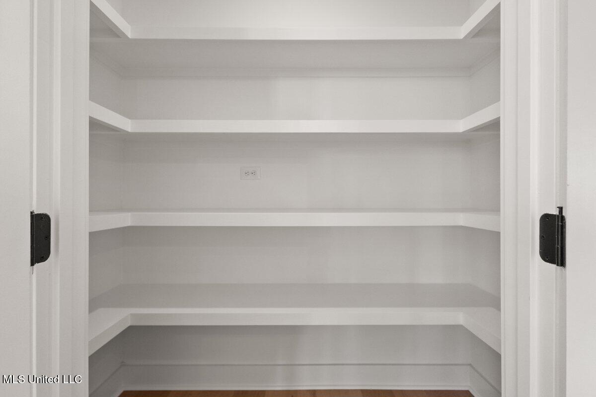 488 Aurora Circle Canton, MS 39046 - Photo 13 of 40 3HTP71571