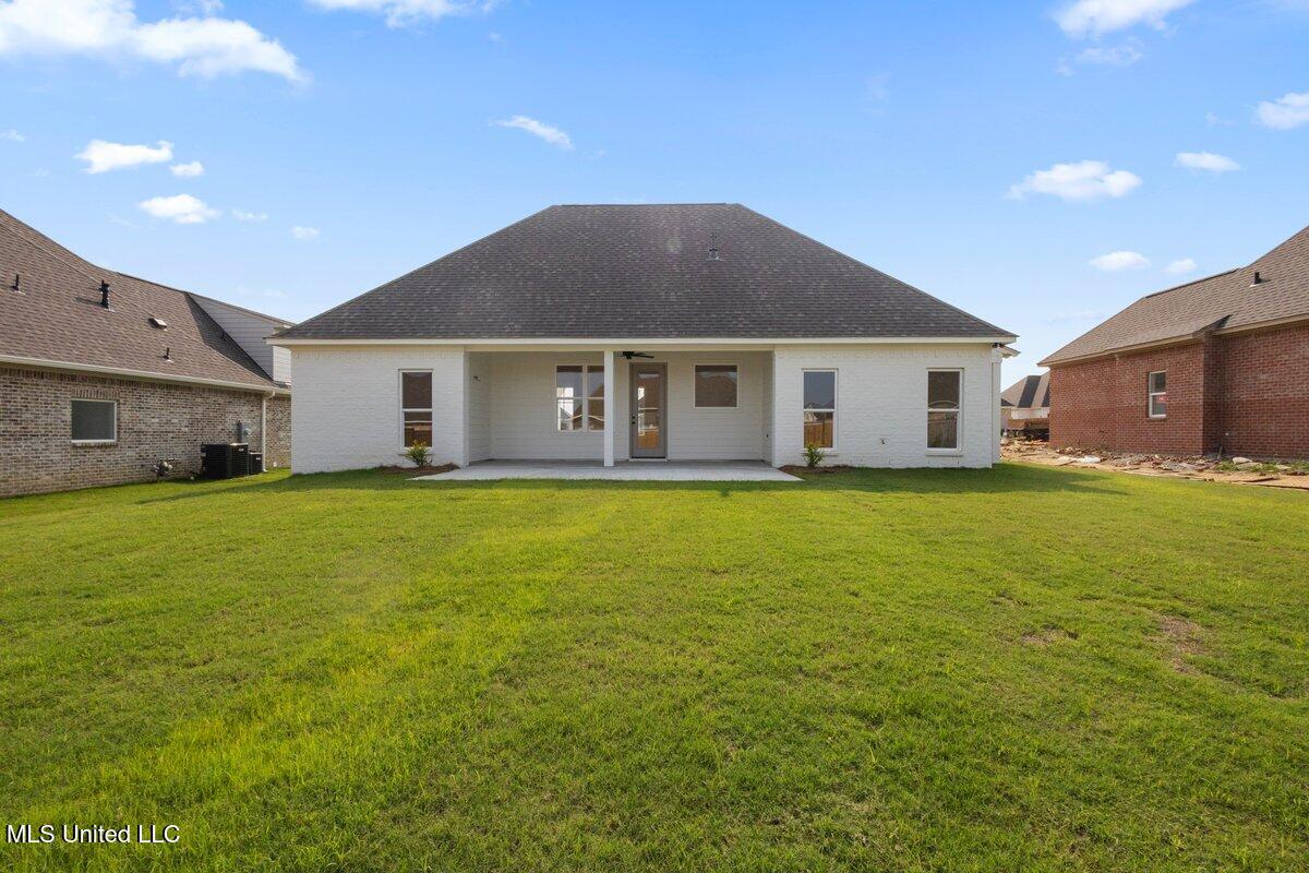 488 Aurora Circle Canton, MS 39046 - Photo 31 of 40 3HTP7215