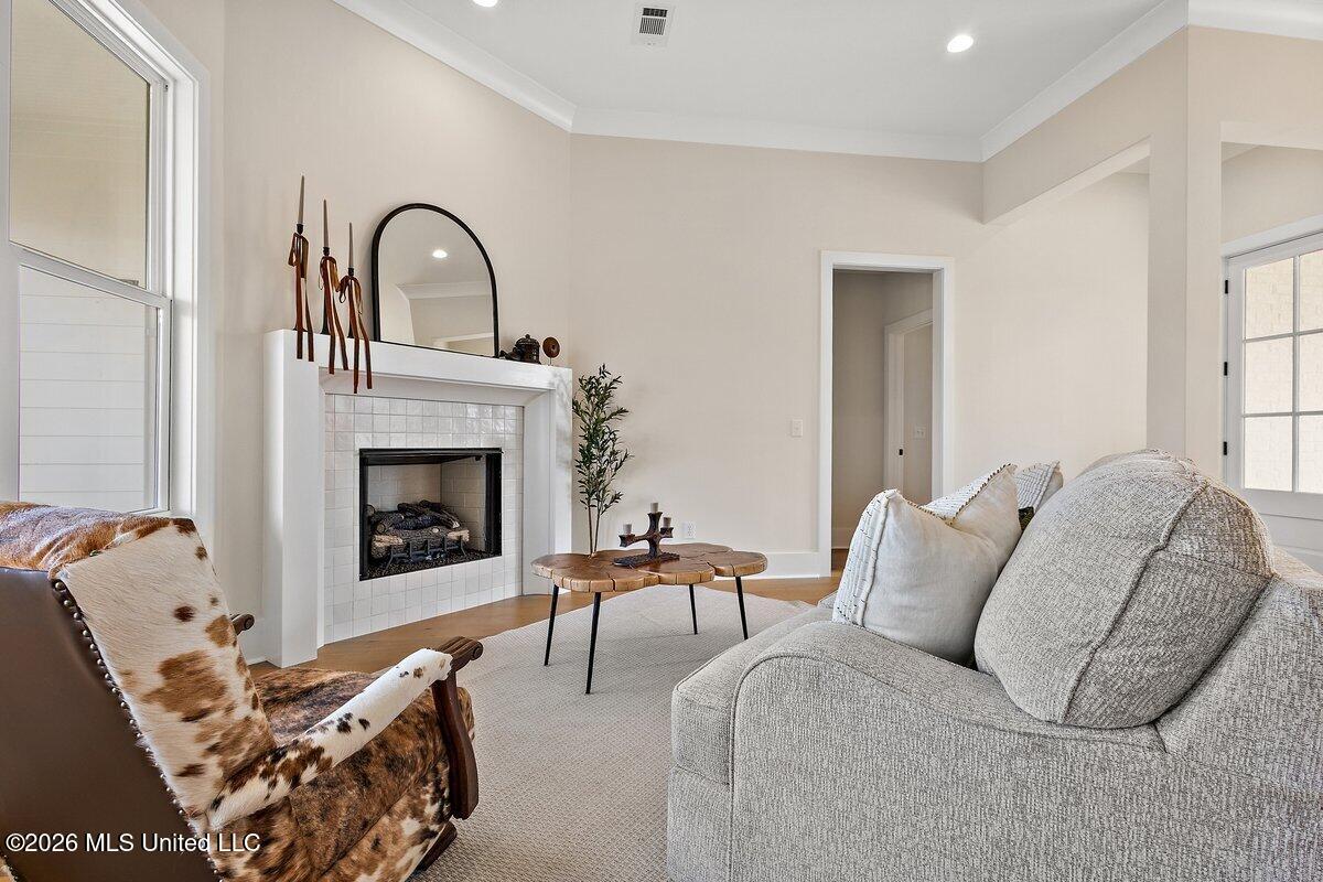 488 Aurora Circle Canton, MS 39046 - Photo 8 of 43 HTP_3867
