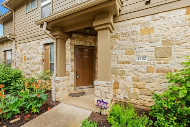 $289,000 | 14815 Avery Ranch Boulevard, Unit 13F 1302, Austin, TX 78717