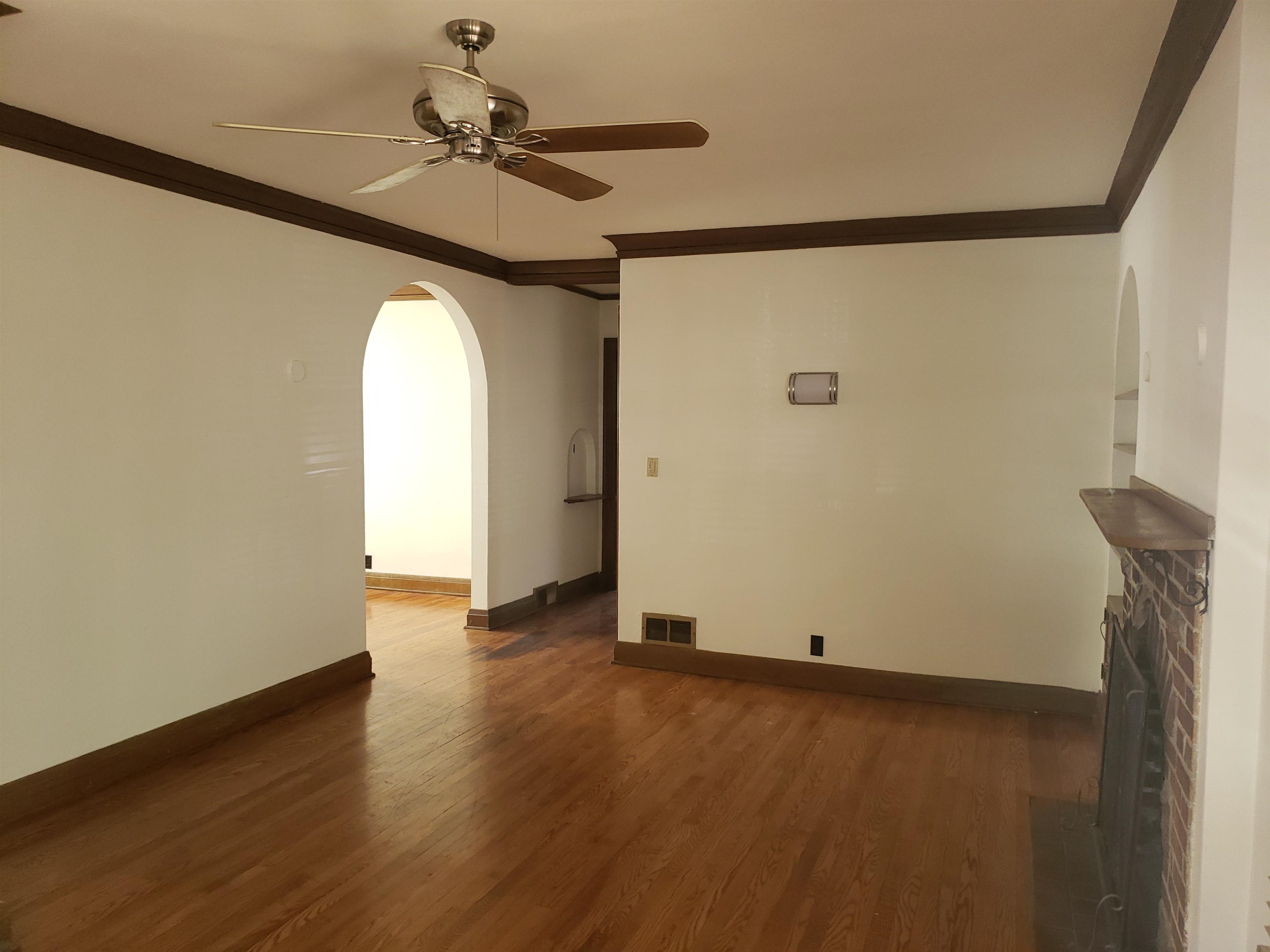 2121 Regent Street Madison, WI 53726 - Photo 7 of 39