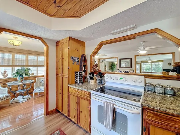 $269,900 | 4129 East Riverside Drive, Dunnellon, FL 34434