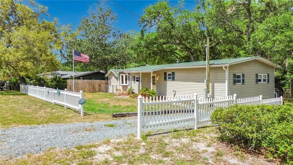 $269,900 | 4129 East Riverside Drive, Dunnellon, FL 34434