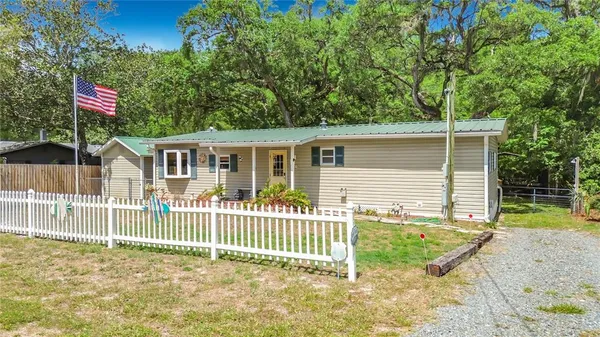 $269,900 | 4129 East Riverside Drive, Dunnellon, FL 34434