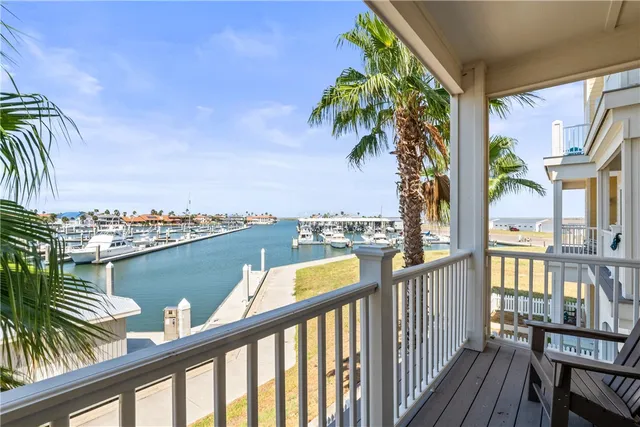 $790,000 | 200 Piper Boulevard, Unit B4, Port Aransas, TX 78373