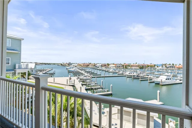 $790,000 | 200 Piper Boulevard, Unit B4, Port Aransas, TX 78373