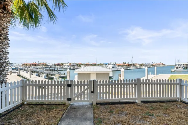 $790,000 | 200 Piper Boulevard, Unit B4, Port Aransas, TX 78373
