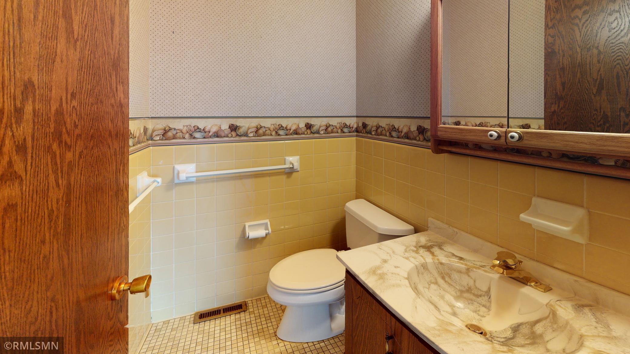 1404 14th Avenue Northwest Rochester, MN 55901 - Photo 12 of 35 Gallery Image 12