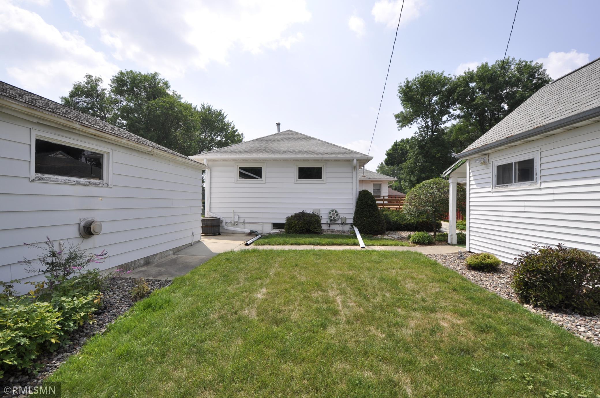 1404 14th Avenue Northwest Rochester, MN 55901 - Photo 31 of 35 Gallery Image 31