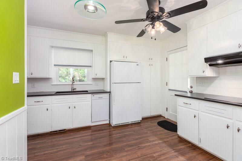 224 Old Springs Road Mount Airy, NC 27030 - Photo 6 of 29 Gallery Image 6