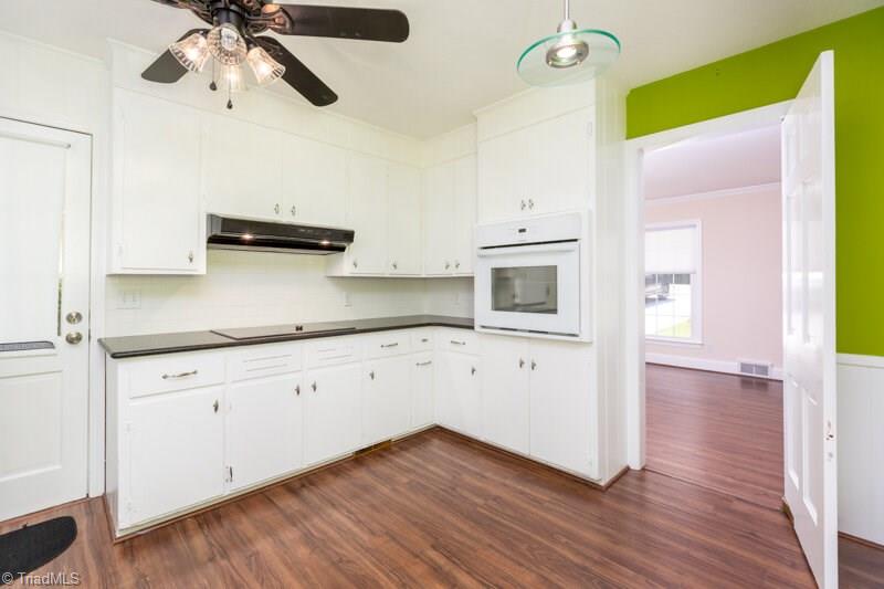 224 Old Springs Road Mount Airy, NC 27030 - Photo 7 of 29 Gallery Image 7