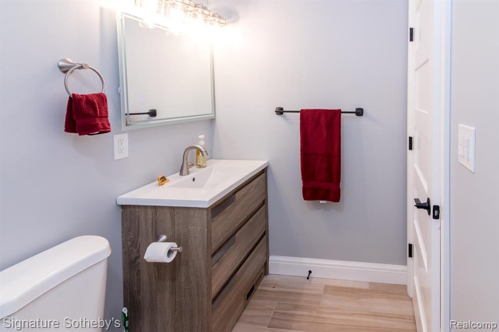 23415 Beech Road Southfield, MI 48033 - Photo 24 of 50 Gallery Image 24