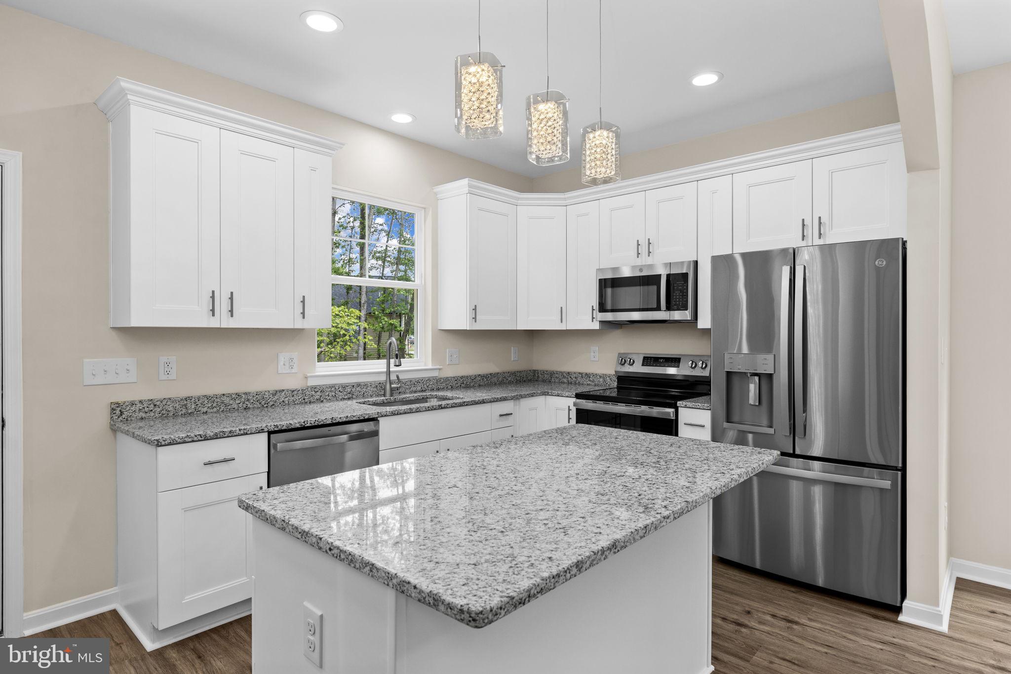 113 Laurel Lane Colonial Beach, VA 22443 - Photo 18 of 44 Kitchen