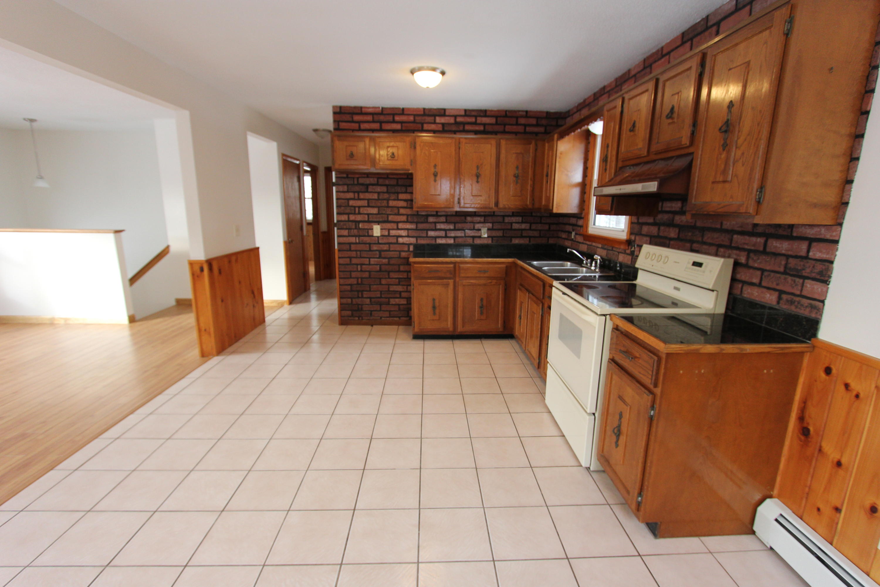 16 Mateuse Street Leeds, ME 04263 - Photo 2 of 19 IMG_0143