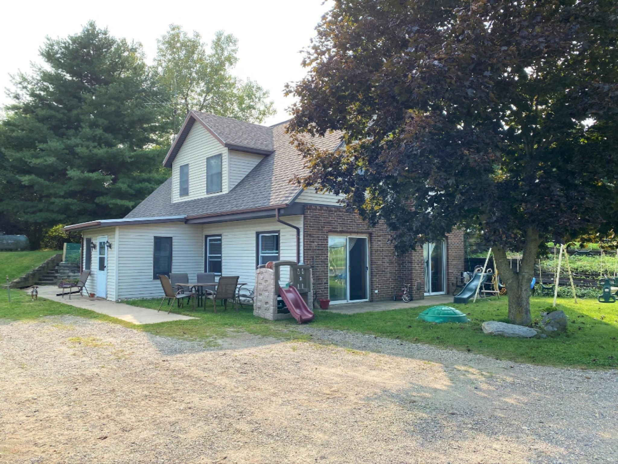 10751 South Norris Road Delton, MI 49046 - Photo 3 of 27 IMG_3241