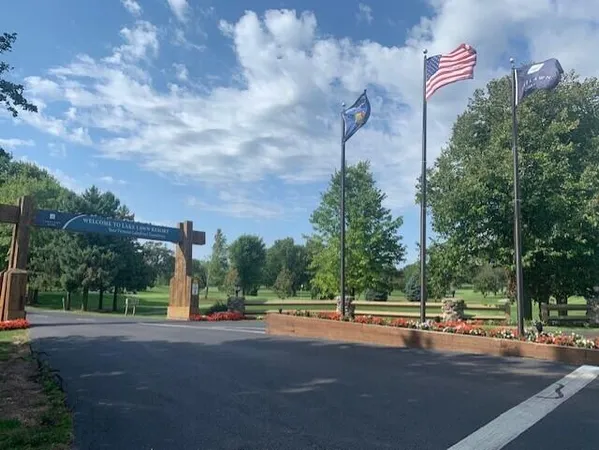 $45,000 | 2400 Geneva Street, Unit 1001, Delavan, WI 53115