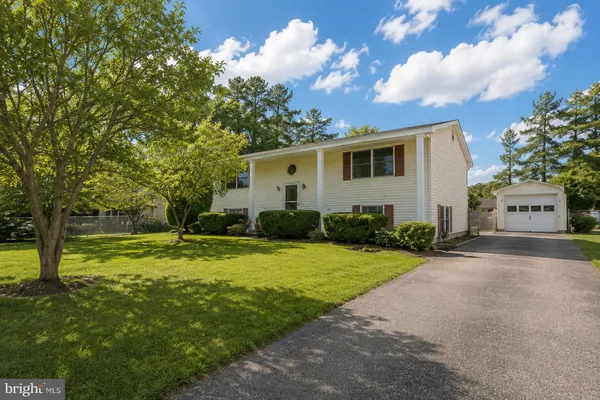 $300,000 | 602 Evans Drive, Milford, DE 19963