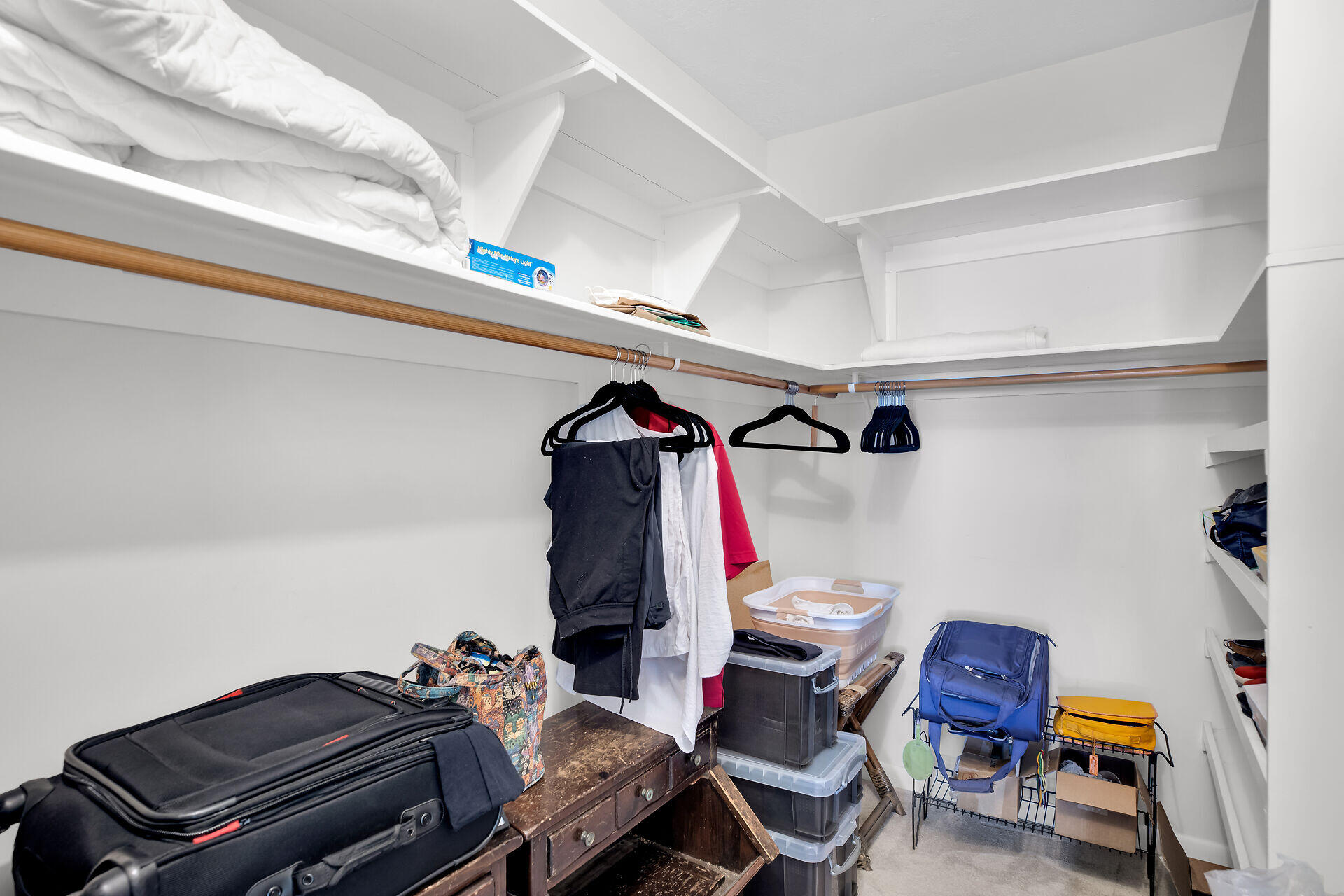 314 Loeb Avenue Key Largo, FL 33037 - Photo 22 of 28 a view of a room with gym equipment