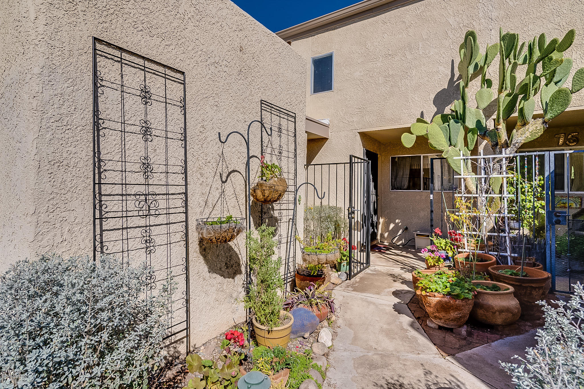 3750 North Country Club Road, Unit 76 Tucson, AZ 85716 - Photo 2 of 50