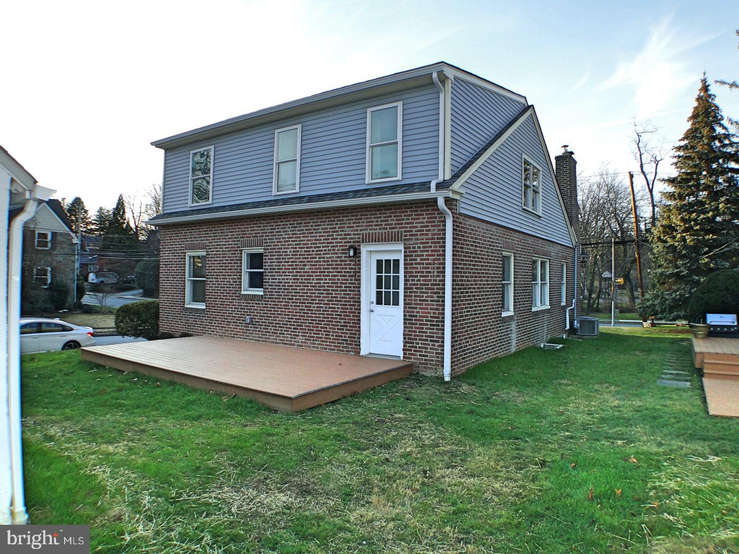 97 Powell Road Springfield, PA 19064 - Photo 26 of 28 Deck with access from den