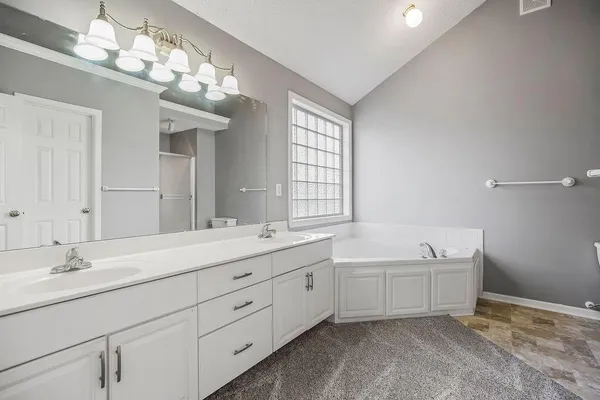 $425,000 | 11308 North Holly Street, Kansas City, MO 64155