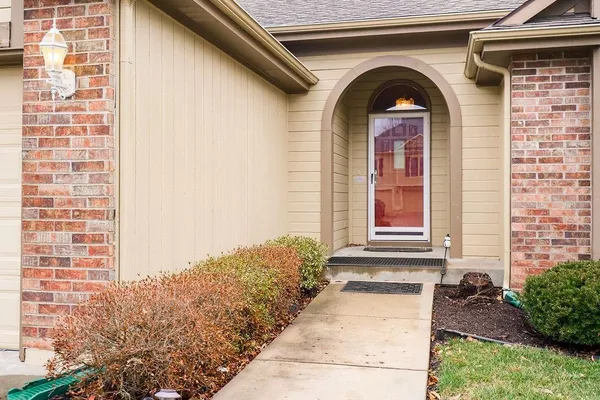 $425,000 | 11308 North Holly Street, Kansas City, MO 64155