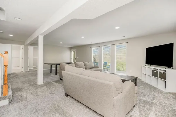 $425,000 | 11308 North Holly Street, Kansas City, MO 64155