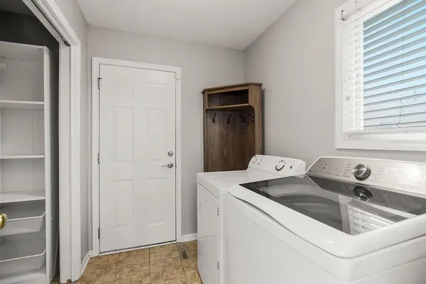 $425,000 | 11308 North Holly Street, Kansas City, MO 64155