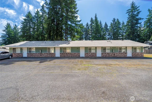 $829,000 | 11101 124th Street East, Puyallup, WA 98374