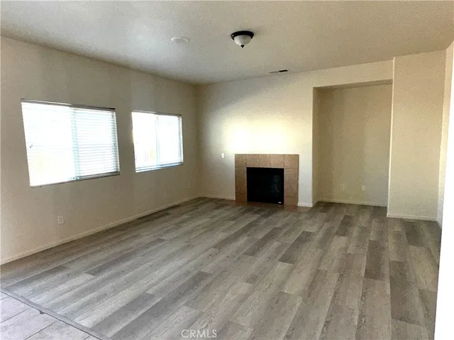 $2,590 | 14530 Phoenix Street, Victorville, CA 92394