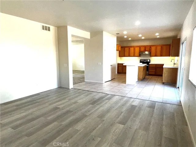 $2,590 | 14530 Phoenix Street, Victorville, CA 92394