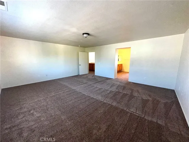 $2,590 | 14530 Phoenix Street, Victorville, CA 92394