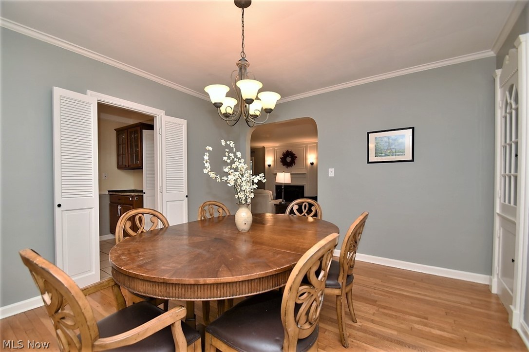 2576 Traymore Road Cleveland, OH 44118 - Photo 9 of 31 Gallery Image 9