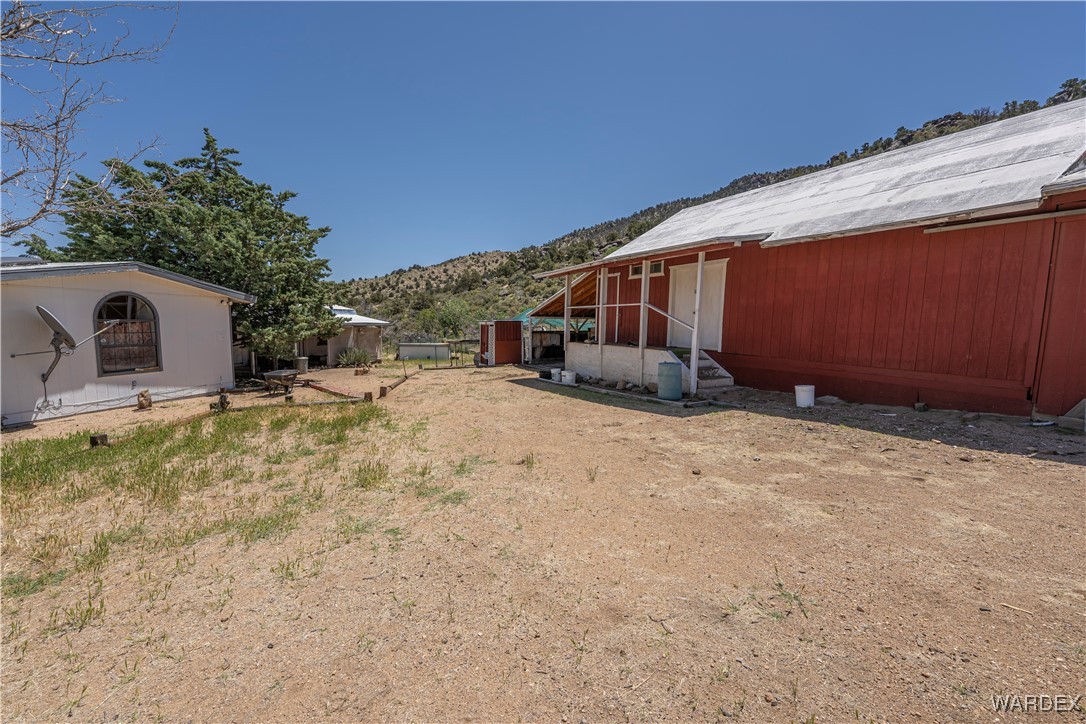 9000 Vock Canyon Road Kingman, AZ 86409 - Photo 27 of 44