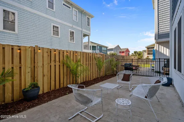 $24,000 | 1622 Swordfish Lane, Unit 1, Carolina Beach, NC 28428