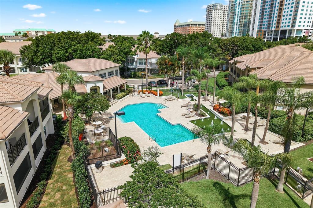 1027 Normandy Trace Road Tampa, FL 33602 - Photo 35 of 38