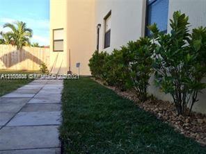 14435 Southwest 16th Street Miami, FL 33184 - Photo 34 of 35