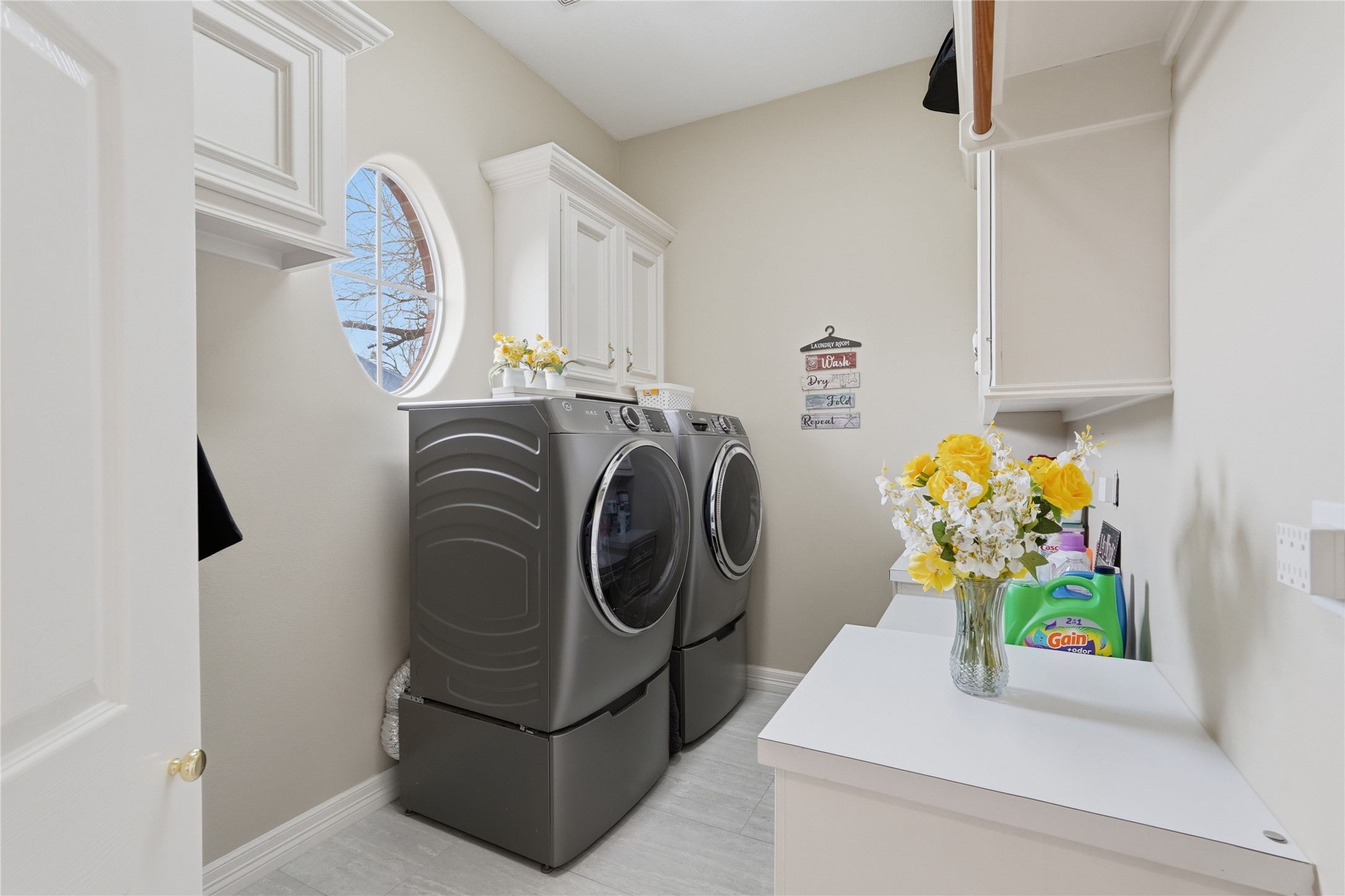 55 Monterrey Road East Montgomery, TX 77356 - Photo 29 of 50 Bright and organized laundry room
