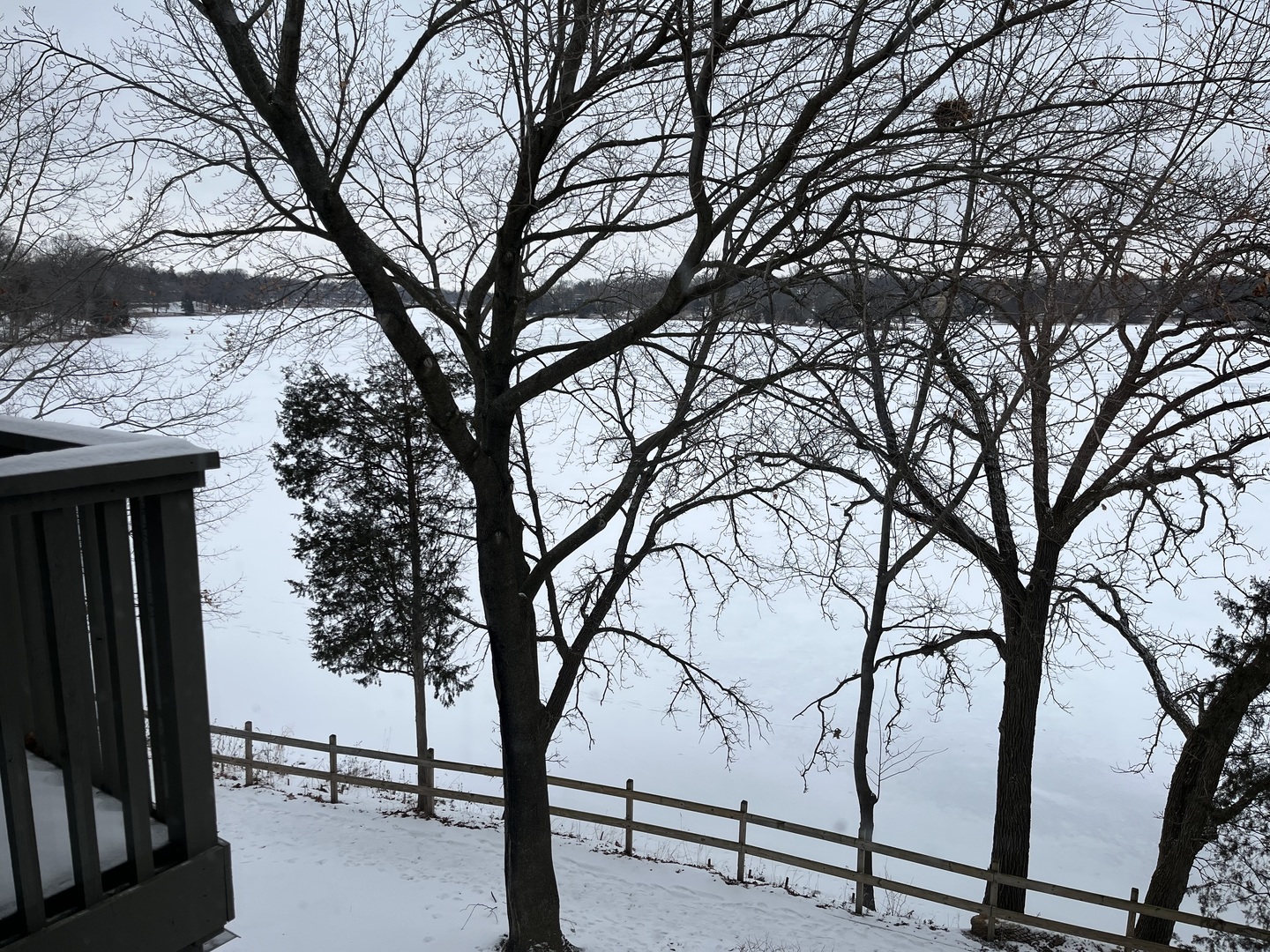 33 Shoreline Road, Unit B Lake Barrington, IL 60010 - Photo 30 of 49 a view of outdoor space with seating