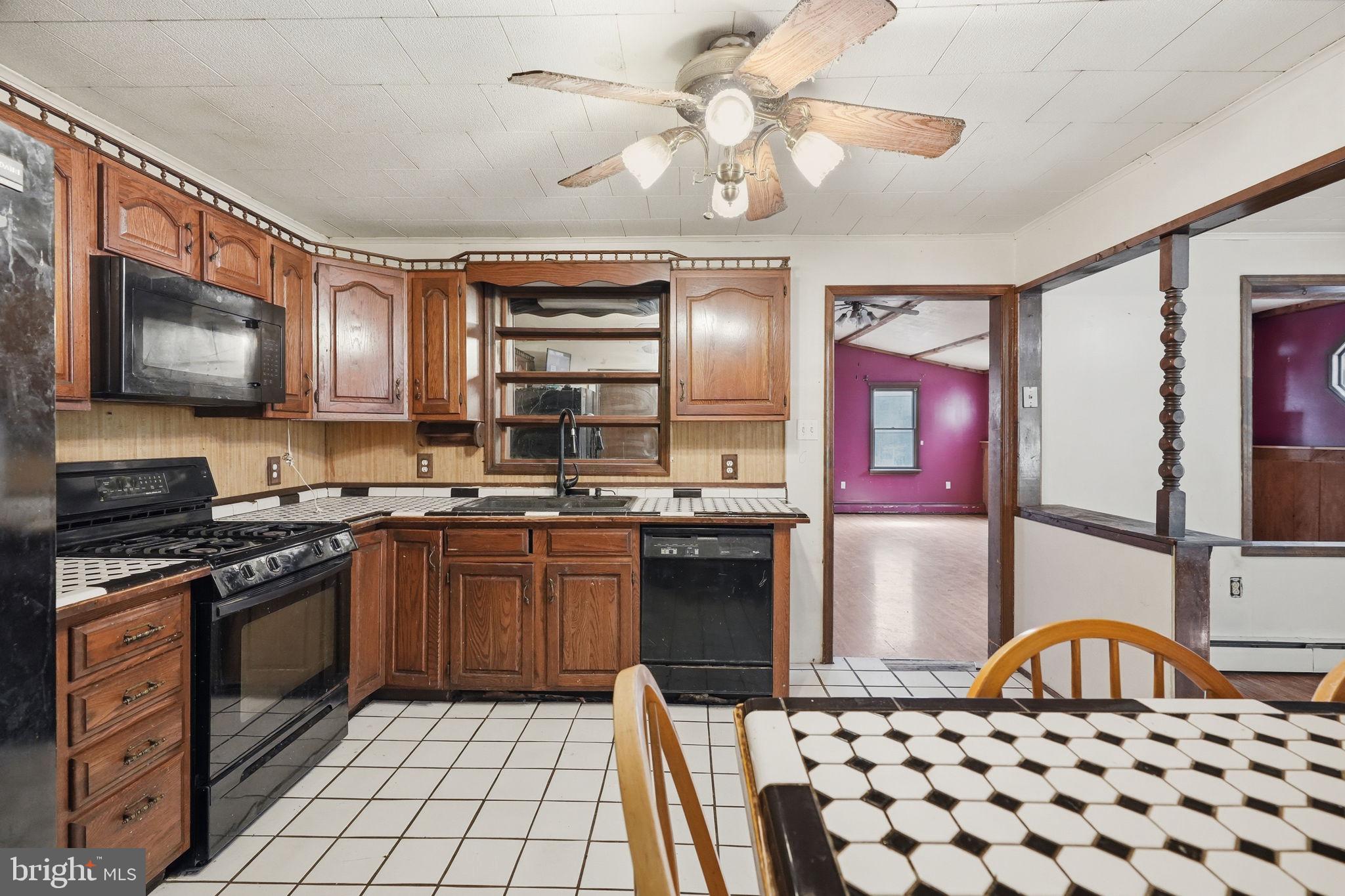 66 Back Road Barnesville, PA 18214 - Photo 11 of 59