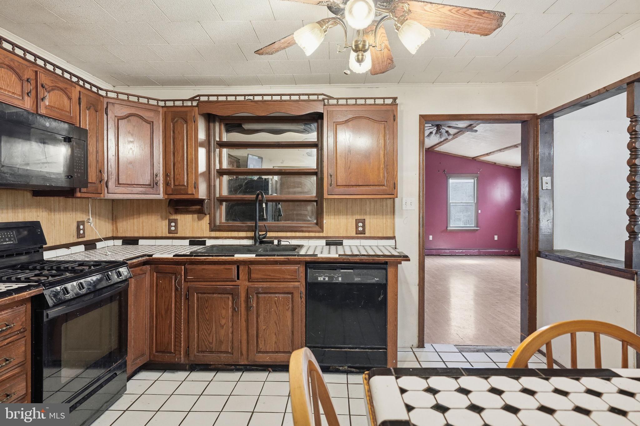 66 Back Road Barnesville, PA 18214 - Photo 12 of 59