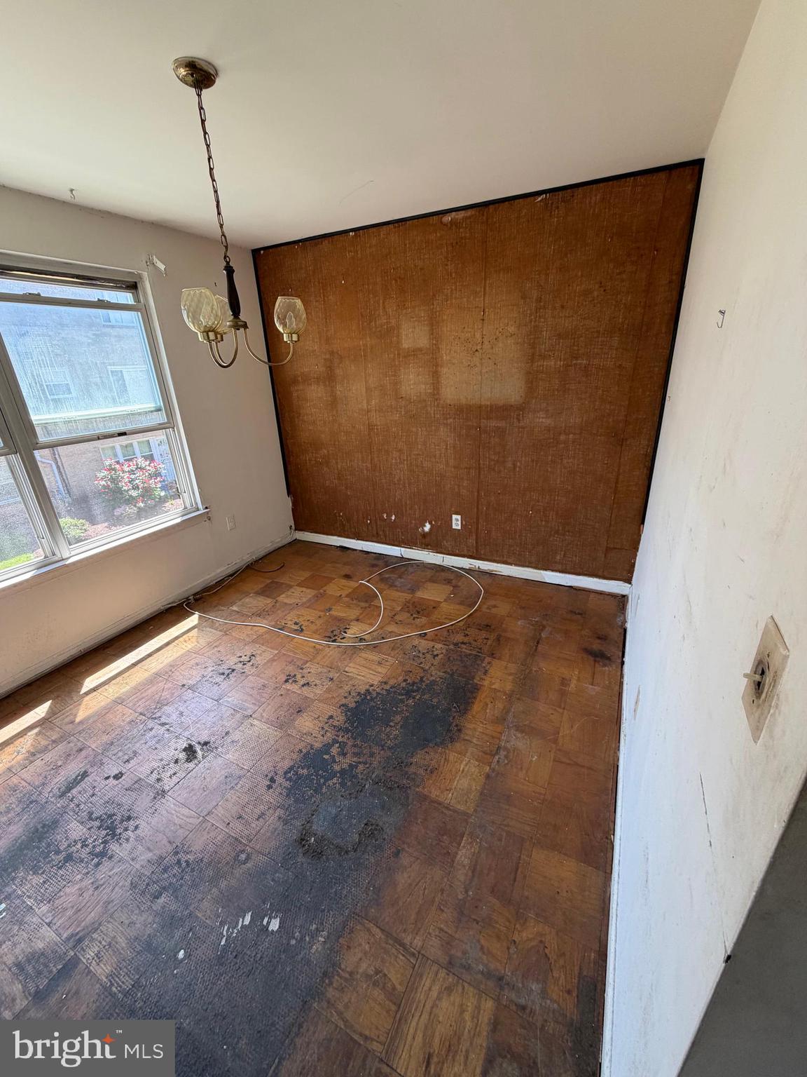 1831 Addison Road South District Heights, MD 20747 - Photo 14 of 42 Gallery Image 14