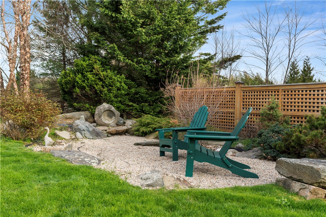 240 3rd Beach Road Middletown, RI 02842 - Photo 31 of 37