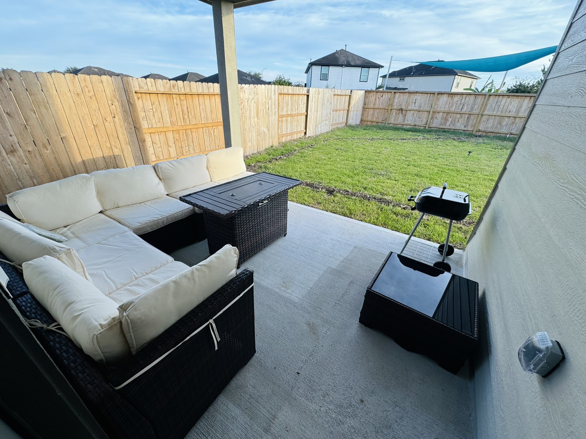 5608 Madden Lane Houston, TX 77048 - Photo 22 of 29 a living room with furniture and a garden