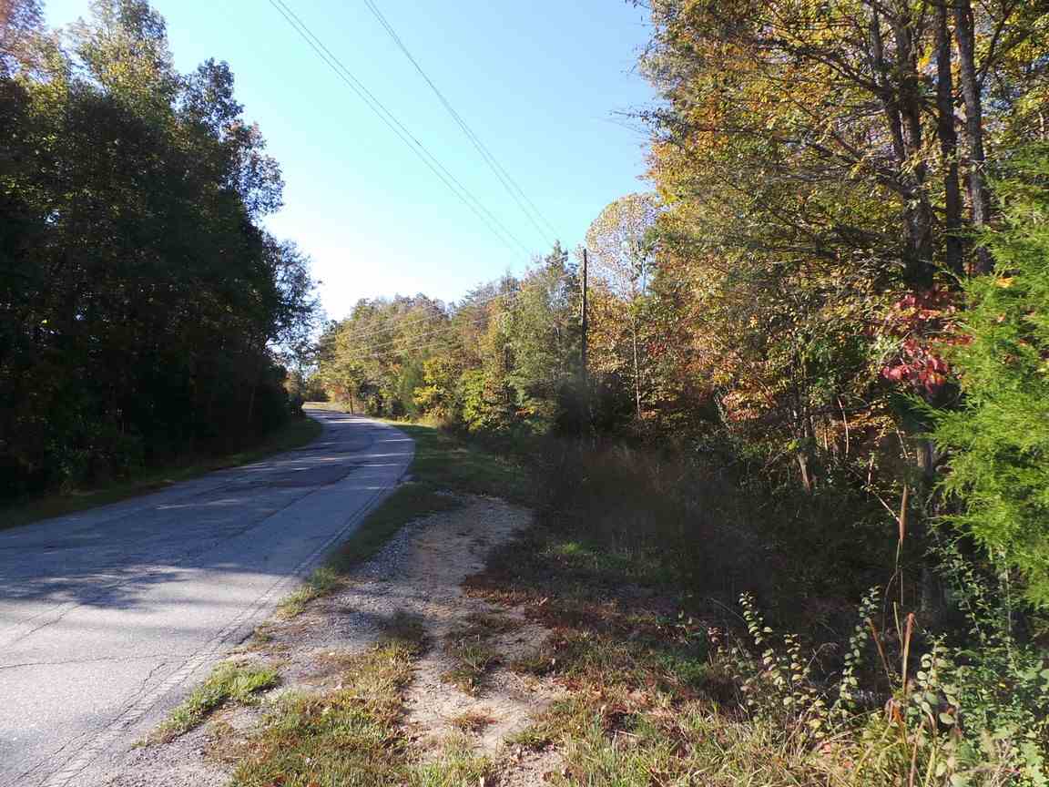 565 Soap Stone Road Spartanburg, SC 29307 - Photo 2 of 10