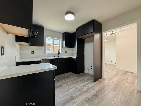 $624,900 | 521 West Cherry Street, Compton, CA 90222