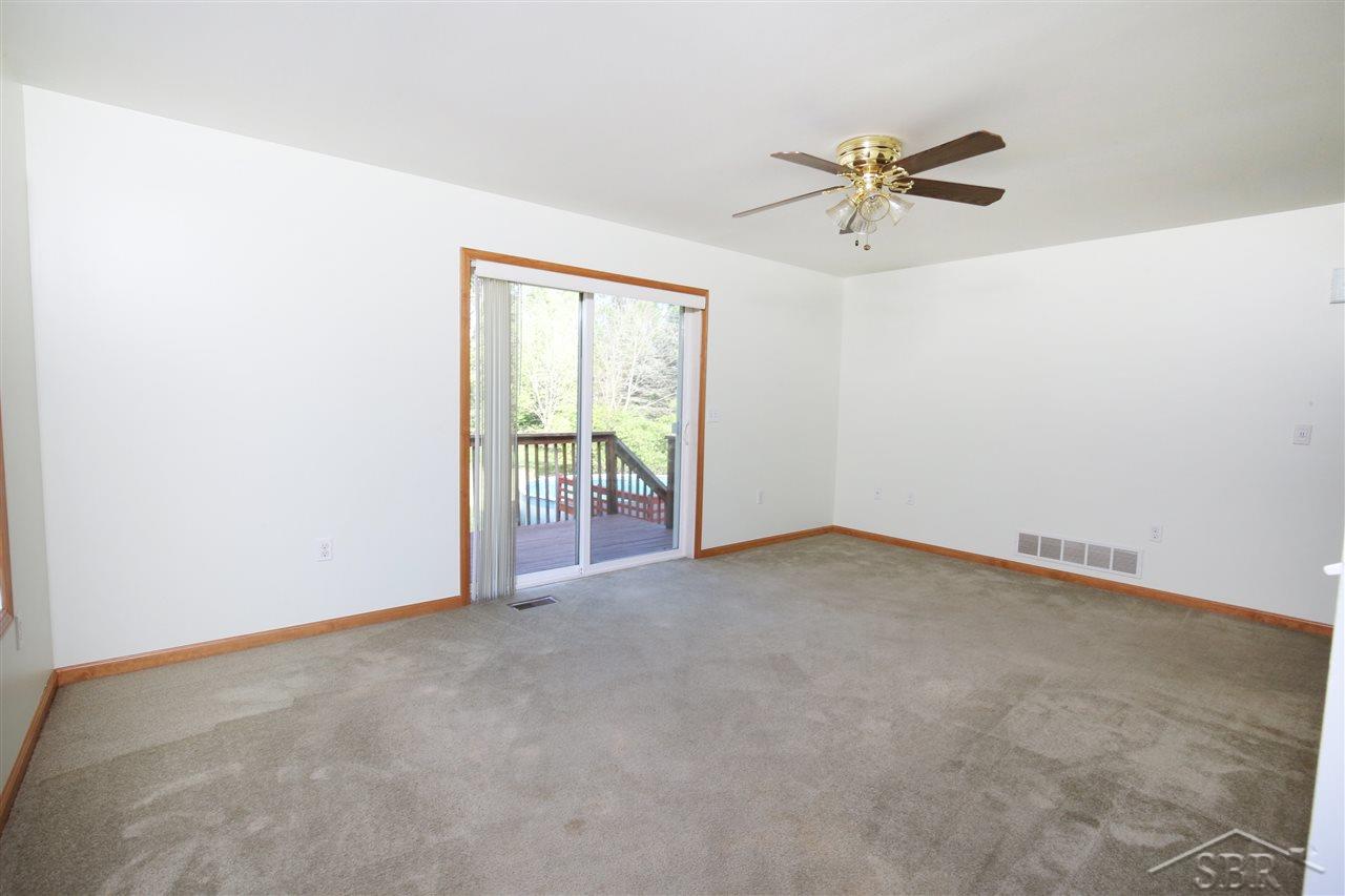 4577 South Orr Road Hemlock, MI 48626 - Photo 3 of 17