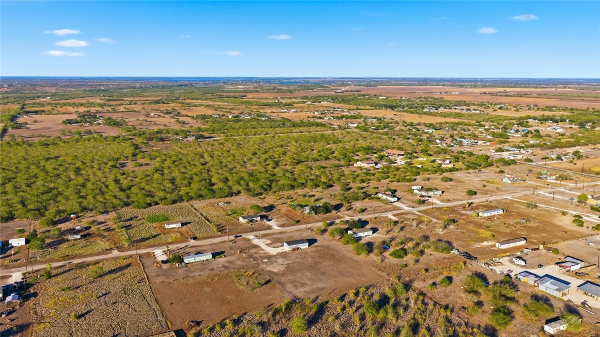 553 Jennifer Loop Orange Grove, TX 78372 - Photo 24 of 30 a view of city and ocean